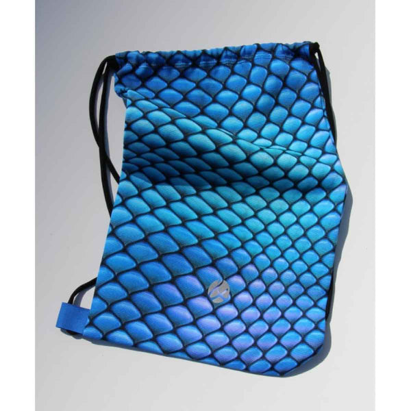 Girls drawstring backpack front view with blue snowflake print