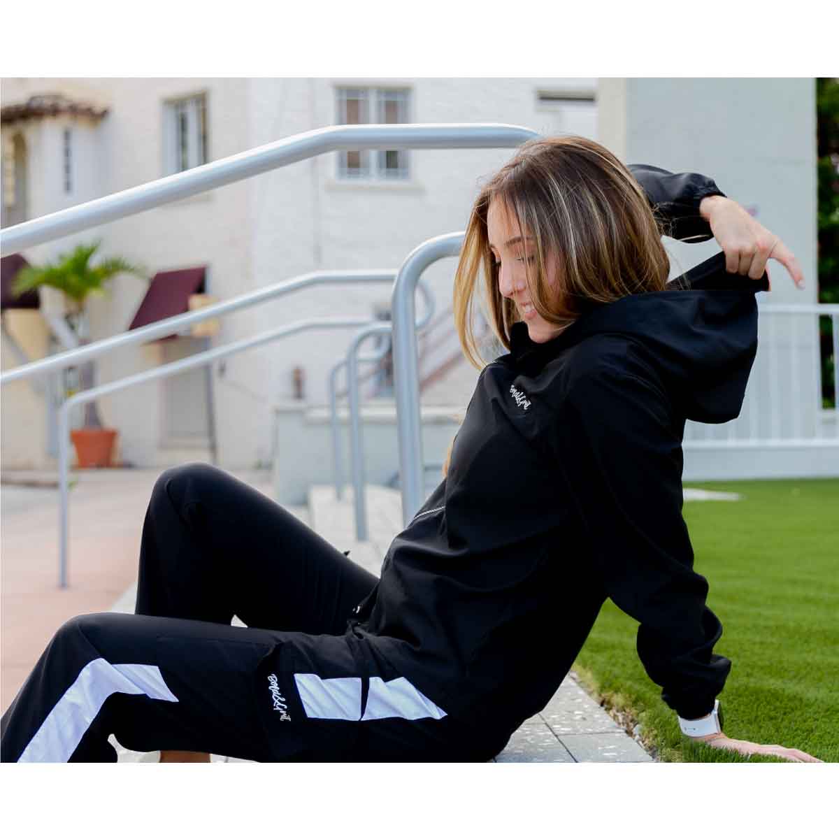 PROTECTIVE BLACK AND WHITE WOMEN'S JACKET-FACE MASK INCLUDED - Bold&Grit